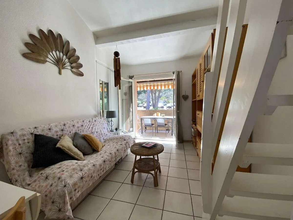 Appartement 2P Avec Mezzanine, Balcon, Parking Prive - A 200M De La Plage De La Nartelle - Fr-1-226-523 Sainte-Maxime Apartment