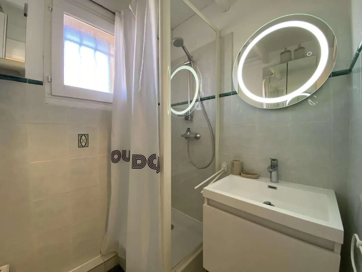 Apartment Appartement 2P Avec Mezzanine, Balcon, Parking Prive - A 200M De La Plage De La Nartelle - Fr-1-226-523 Sainte-Maxime